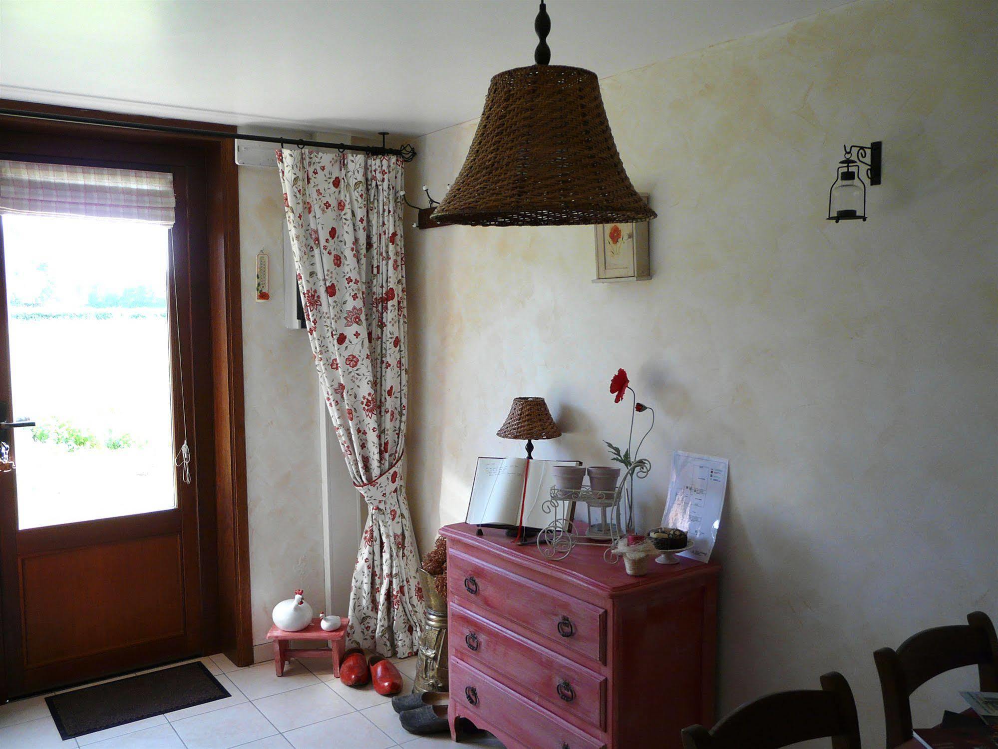 B&B Aux Gaietes De La Sabotiere Seloignes Екстер'єр фото