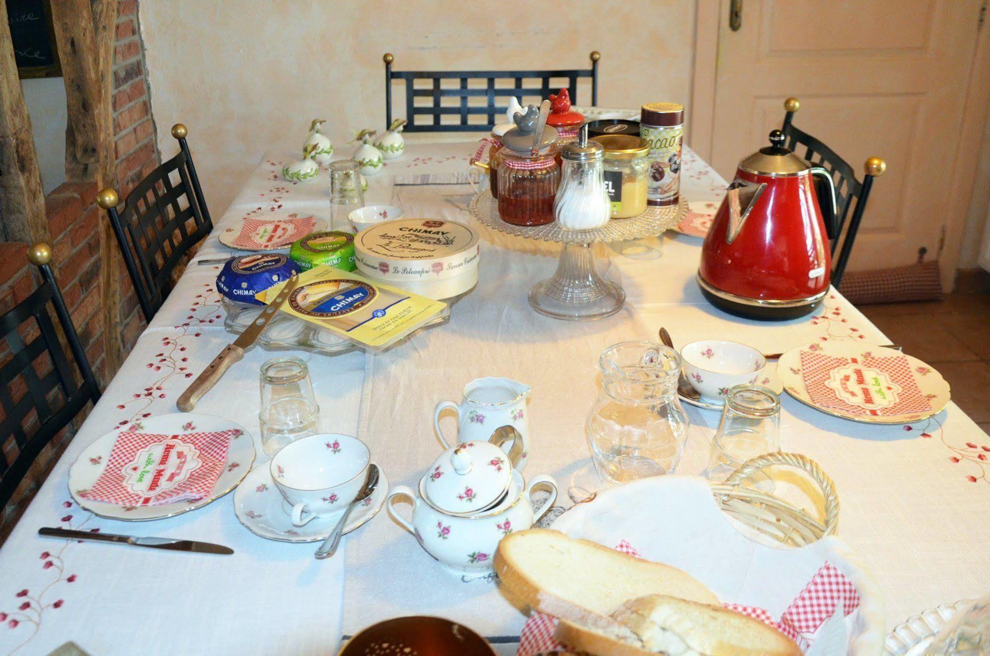 B&B Aux Gaietes De La Sabotiere Seloignes Екстер'єр фото